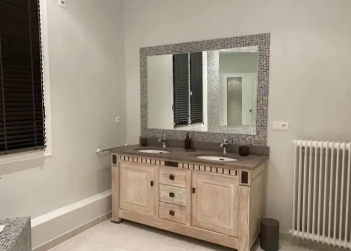 Oasis Moderne Avec Piscine Chauffee Au Coeur De La D'hiver